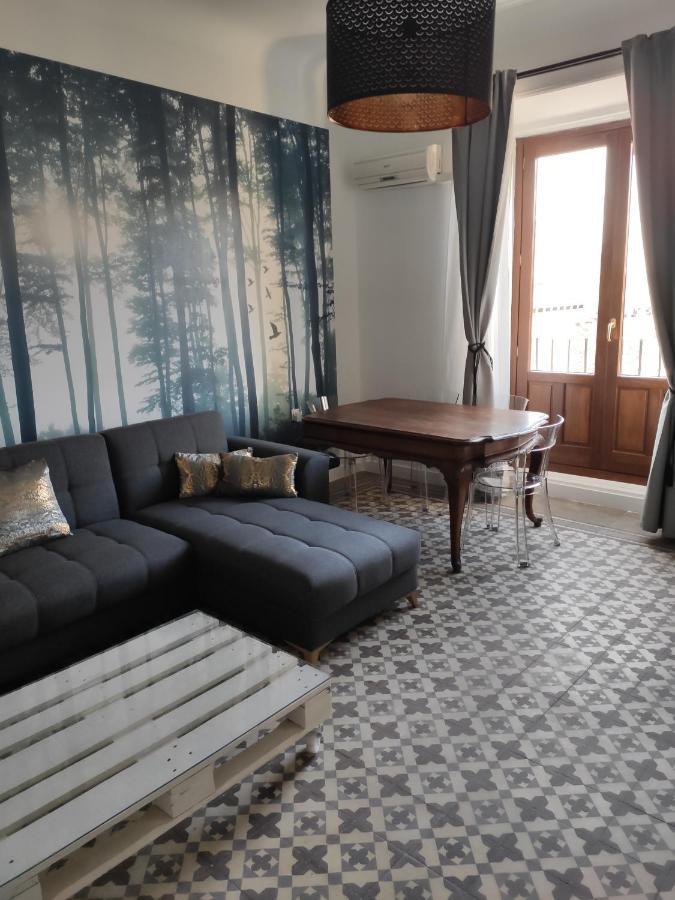 Nuevo Elegante Piso Vintage En Plena Plaza Mayor Madrid Kültér fotó